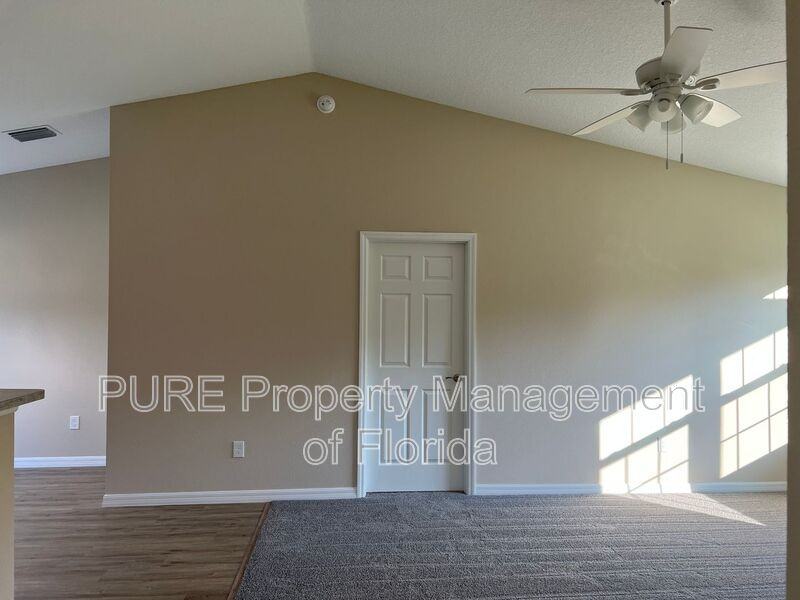 8 Malauka Terrace - Photo 4 of 34