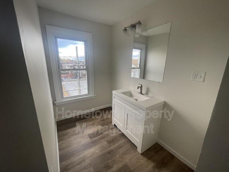 2350 Logan St - Photo 3 of 13