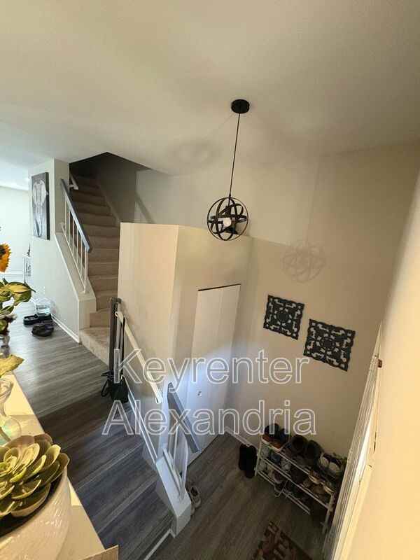 5822 Bridgetown Ct - Photo 3 of 33