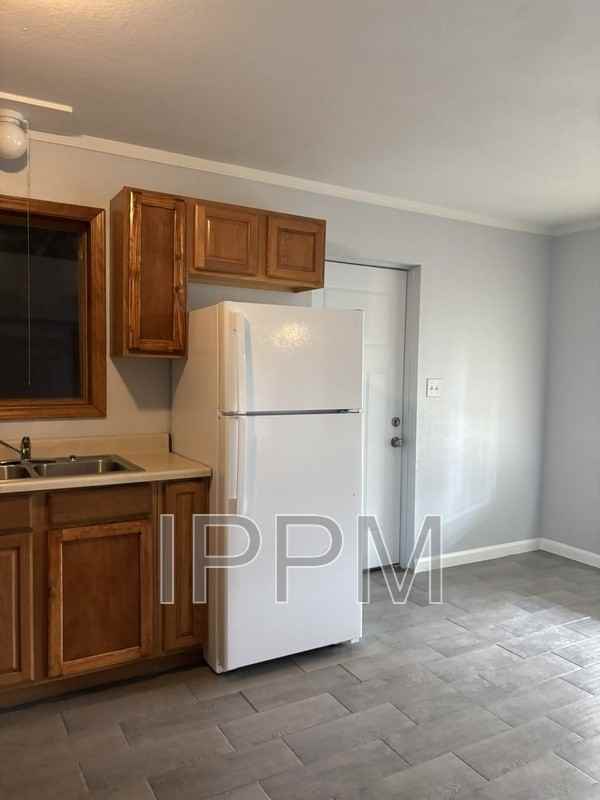 2014 E Monroe Ave - Photo 4 of 19