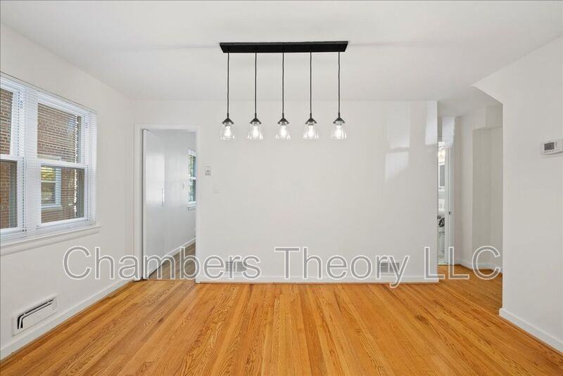 4411 Harrison St Nw - Photo 7 of 34