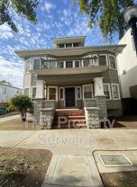 719 19th St #4 - Photo 1 of 1