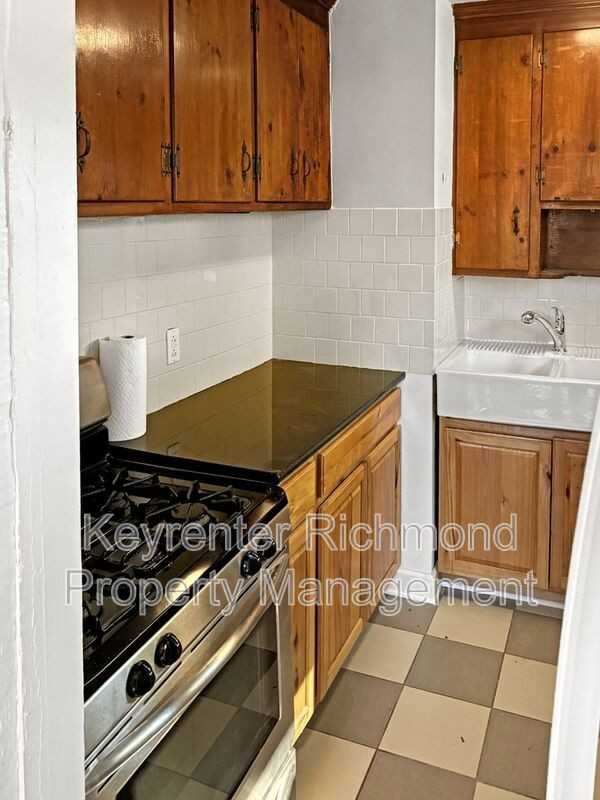 1005 E Brookland Park Blvd - Photo 5 of 16