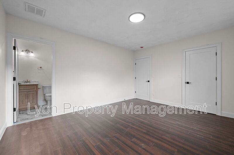 183 Congress Avenue - Photo 7 of 18