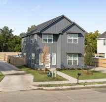 2404 S 4th St - Photo 1 of 1