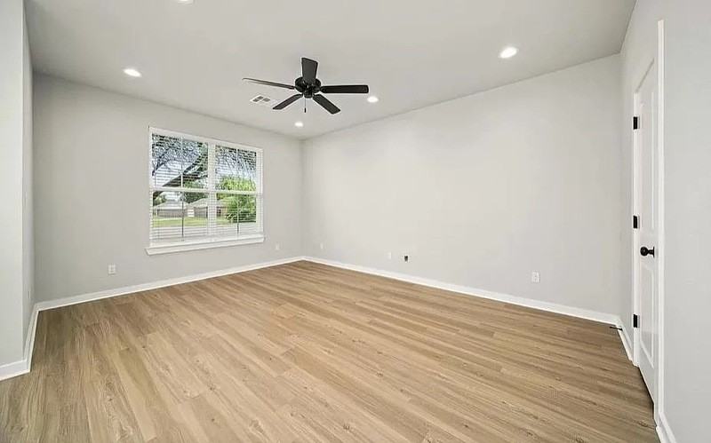 2404 South 4th Street - Photo 5 of 14