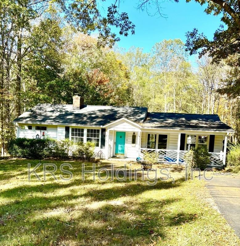 106 Woodland Dr - Photo 4 of 12