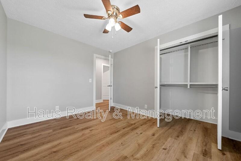 37010 Adams Lane - Photo 6 of 35