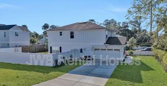 1328 6th Ave N - Photo 1 of 1