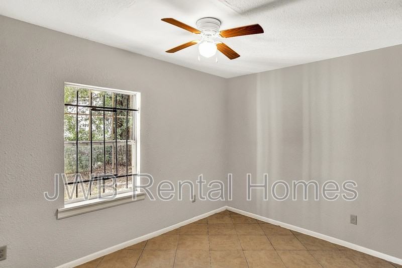 2310 Palafox St - Photo 6 of 12