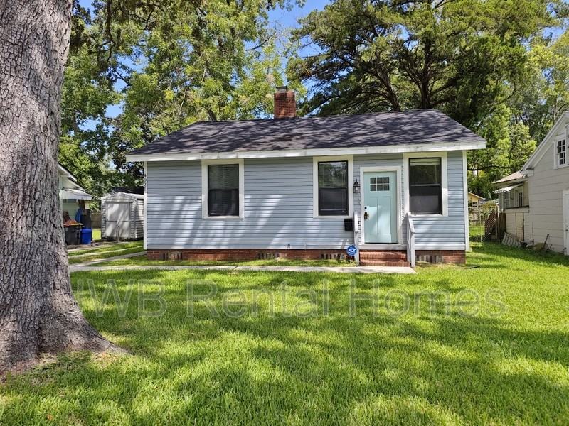 4021 Green Street - Photo 2 of 8