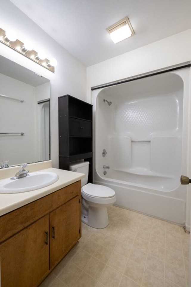 2 Bedroom Duplex - Photo 2 of 16