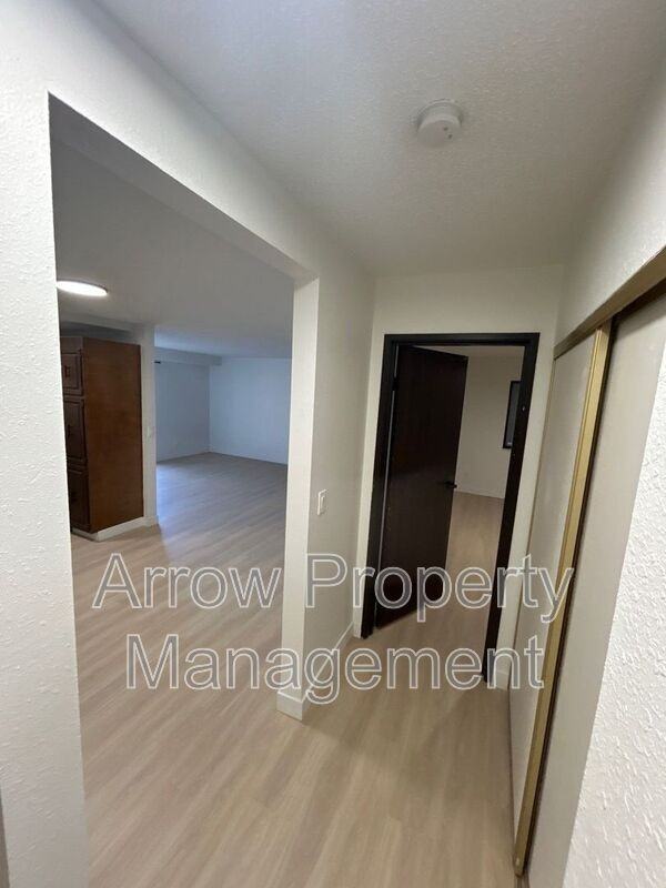 207 E Arbor Ave - Photo 5 of 9