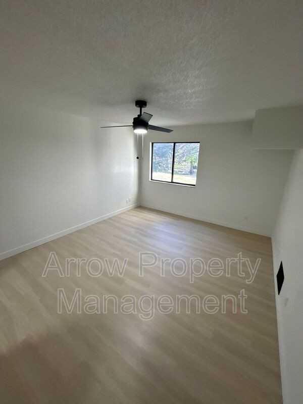 207 E Arbor Ave - Photo 6 of 9