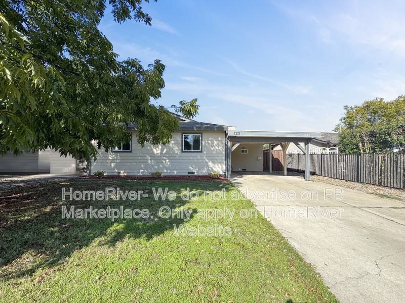 2321 Pamela Ln - Photo 2 of 19