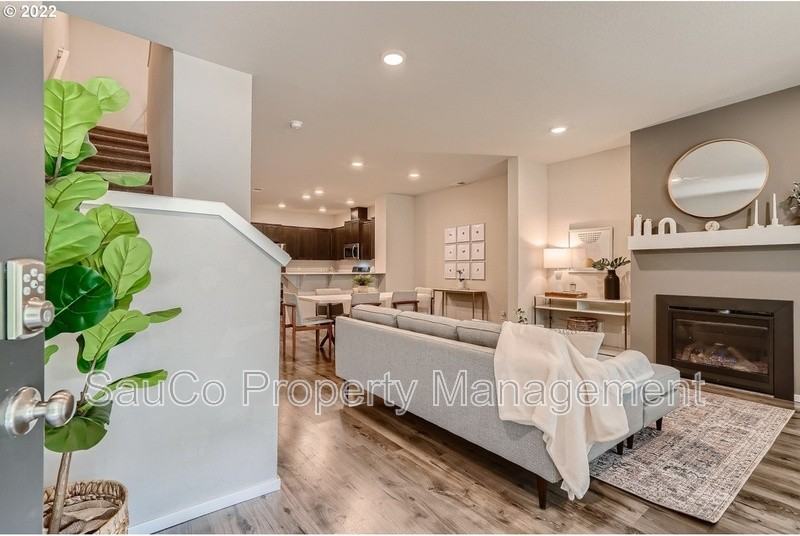 16110 Northwest Reliance Lane - Photo 5 of 22