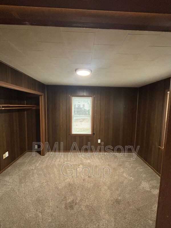 804 Holliday St - Photo 2 of 14