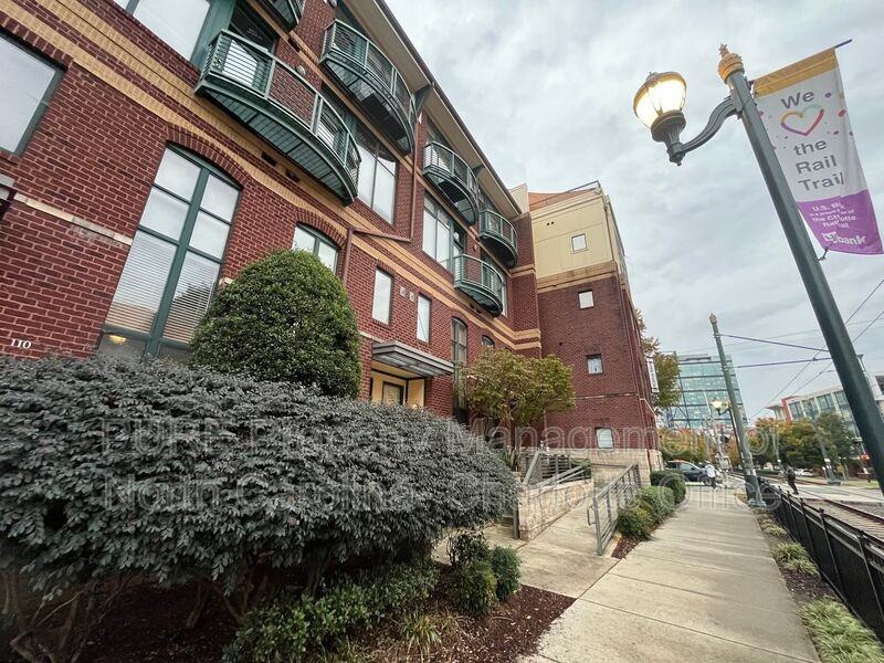 115 E Park Ave #111 - Photo 3 of 22
