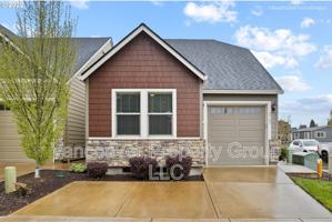 featured image of 2707 Northeast 131st Court