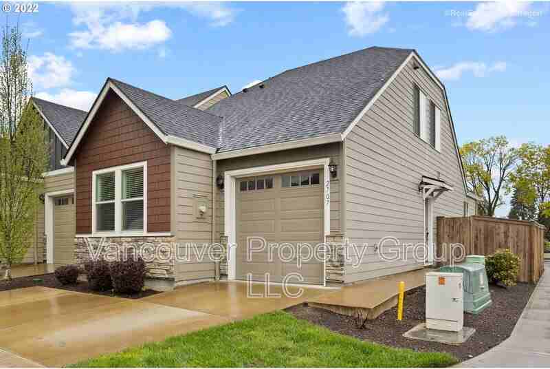 2707 Northeast 131st Court - Photo 2 of 29