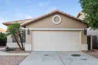 8547 W Laurel Ln - Photo 1 of 1