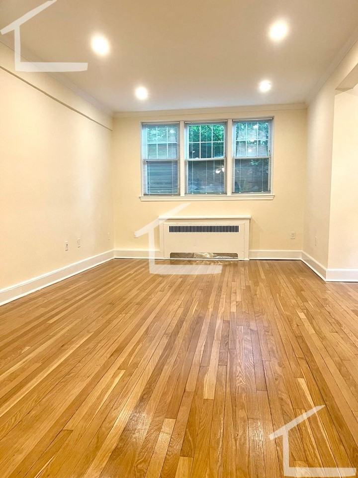 73 Kilsyth Rd - Photo 3 of 6