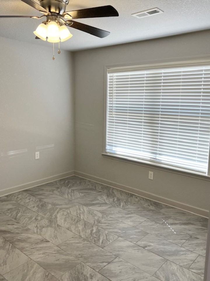 Pine Ridge Apartments - Photo 3 of 17