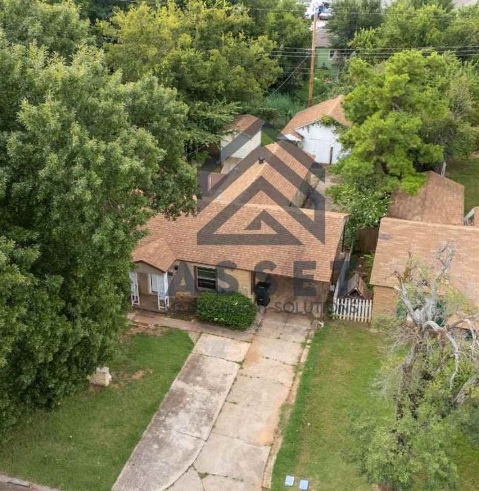 316 E Harmon Dr - Photo 5 of 19