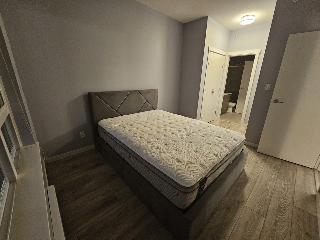 617 Smith Avenue - Photo 2 of 17