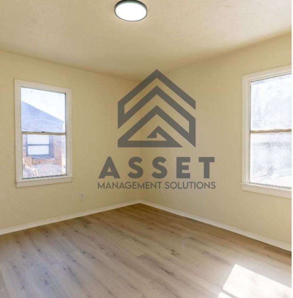 422 E Northrup Dr - Photo 5 of 15