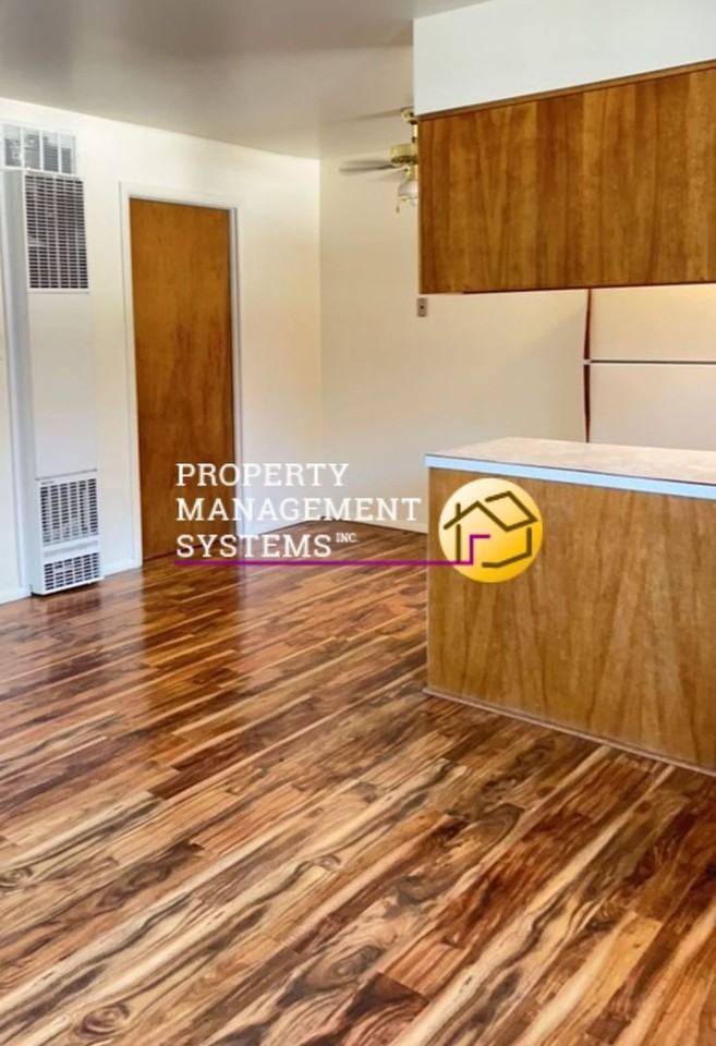 828 E 200 S #03 - Photo 3 of 8