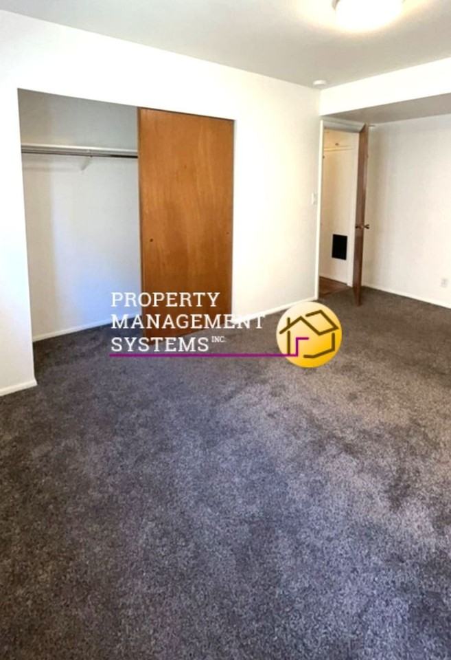 828 E 200 S #03 - Photo 5 of 8