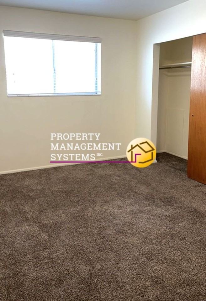 828 E 200 S #03 - Photo 6 of 8