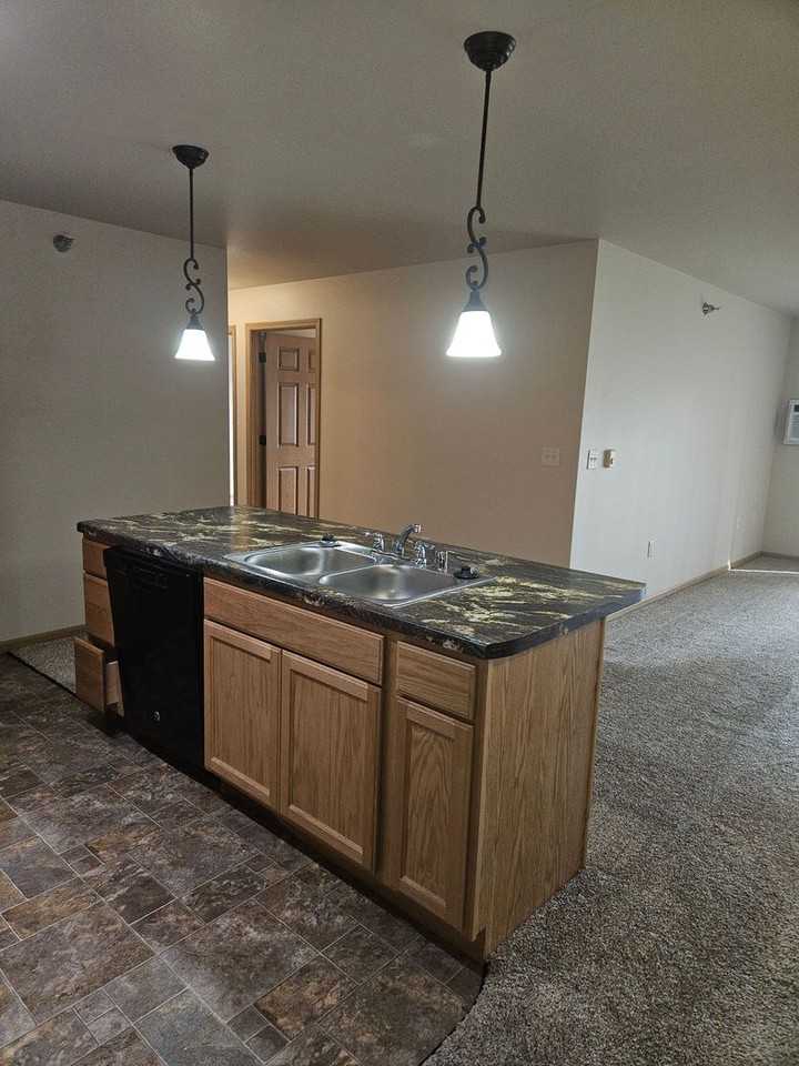 Berry Pointe Luxury Apartments - Photo 4 of 50