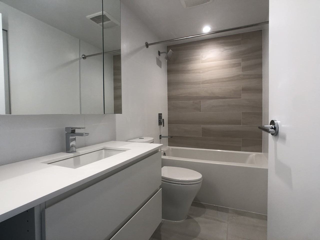 13615 Fraser Highway #307 - Photo 4 of 9