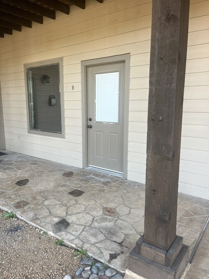 124 N. 2nd St. - Photo 2 of 10