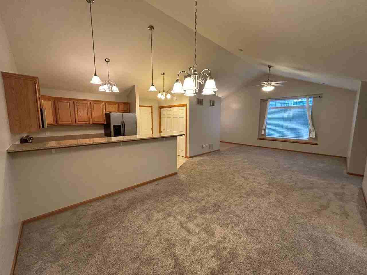 8528 Flintlock Cir - Photo 3 of 15