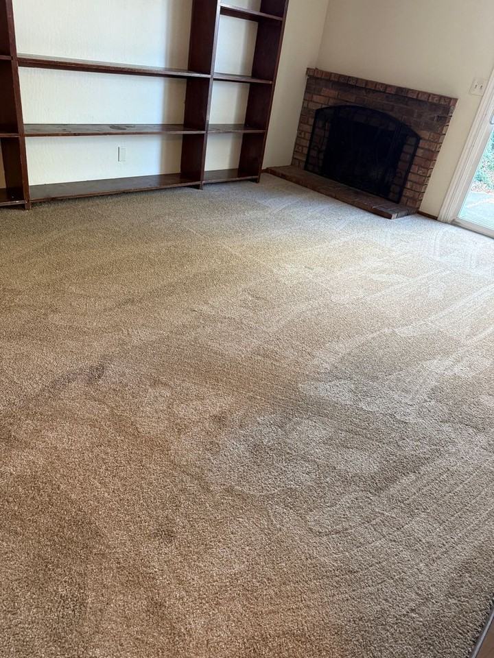 1489 Saint James Pkwy - Photo 5 of 29