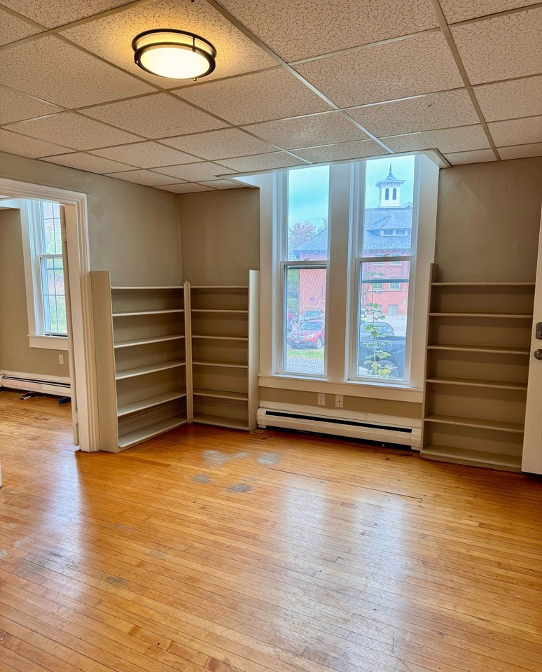 310-312 Union Street - Photo 6 of 17