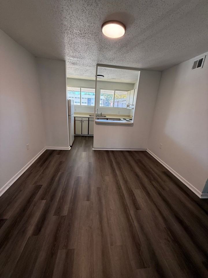 McCausland Ridge - Photo 6 of 14