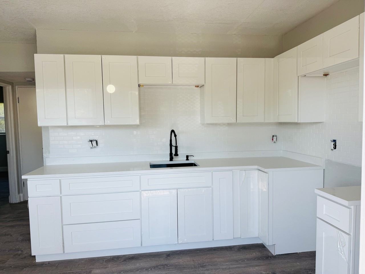 2475 18th Avenue South - Photo 3 of 34