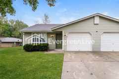 905 Hillcrest St - Photo 1 of 1