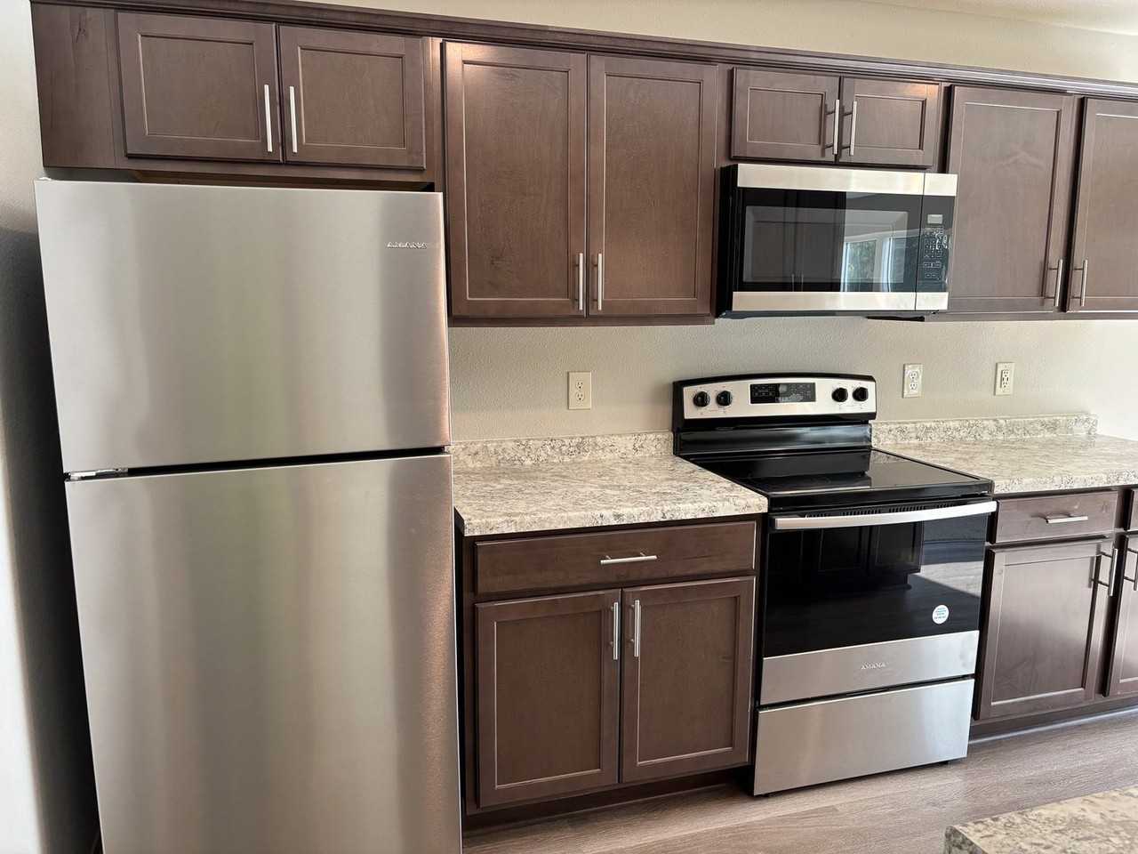 The Pines Townhomes 3175 - Photo 2 of 15