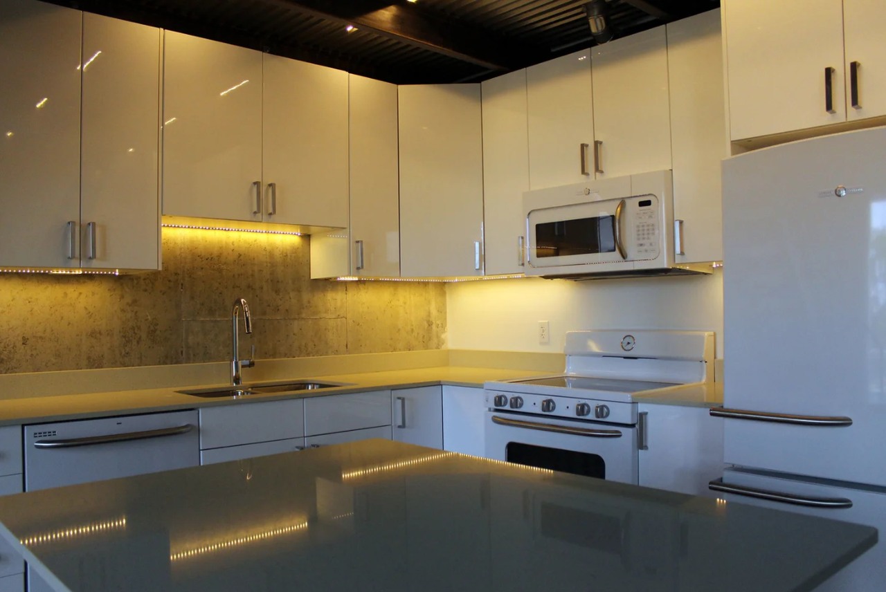 508 E Butler Ct - Photo 6 of 9