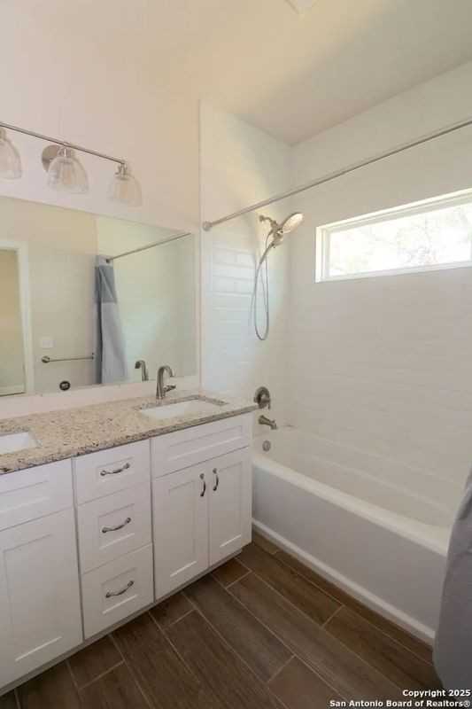 418 Cimarron - Photo 4 of 10