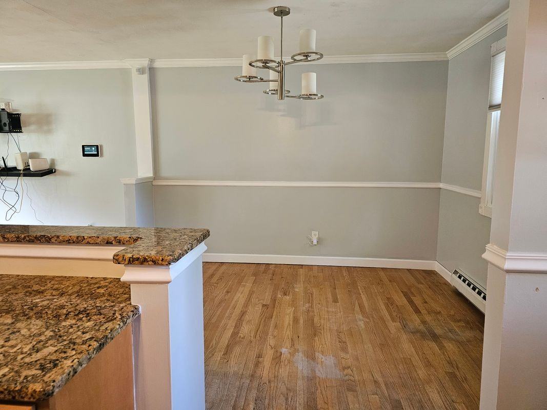 222 Crest St - Photo 3 of 9