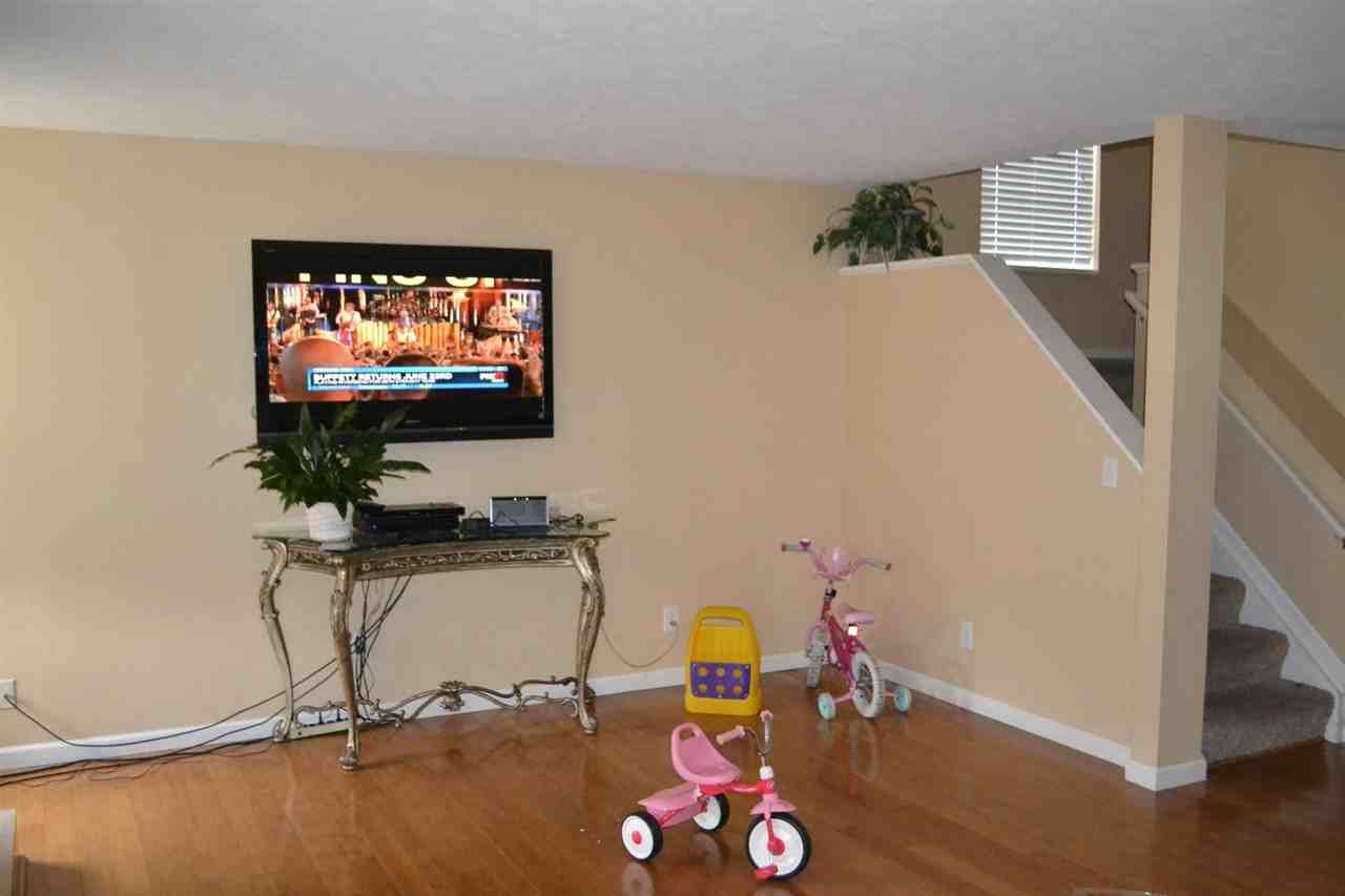 10555 Montgomery Rd #77 - Photo 3 of 7