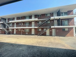 featured image of 1475 Macon St