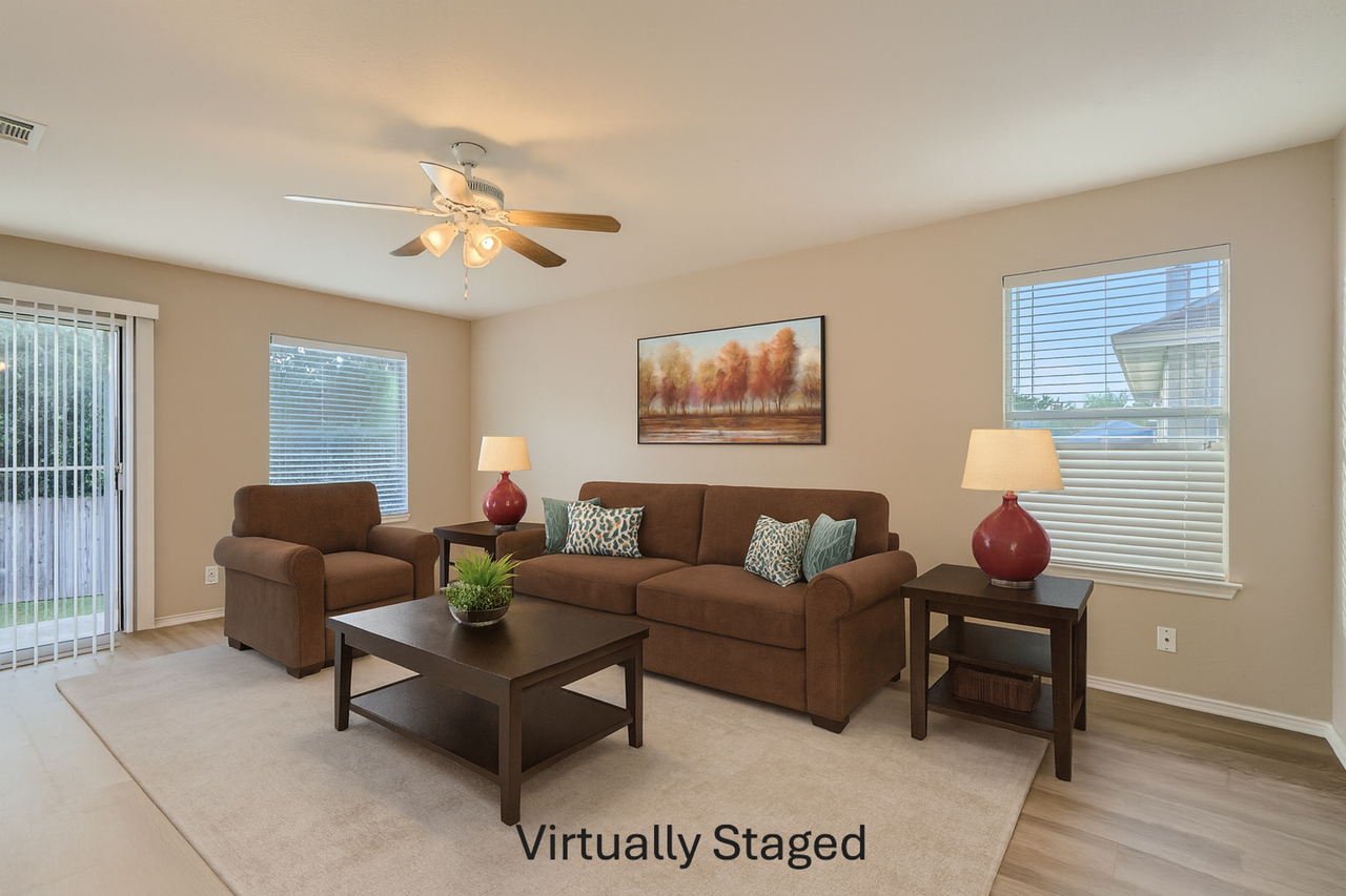 14234 Bobolink Cove - Photo 3 of 17