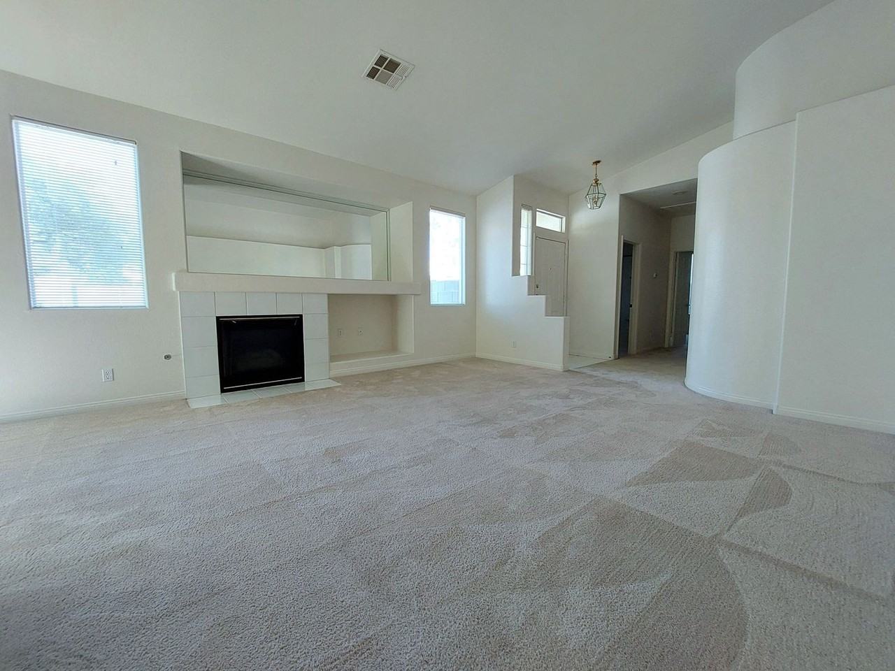 9789 Floweret Ave - Photo 3 of 22